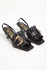 Szpilki VERSACE JEANS COUTURE. Szpilki Versace Jeans Couture, bez wzorów, z jeansu, bez obcasa, na szpilce, bez zapięcia. W wyprzedaży za 839.25 zł.