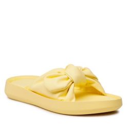Klapki Jenny Fairy. Żółte klapki Jenny Fairy, bez wzorów, bez obcasa, bez zapięcia. Za 99.99 zł.