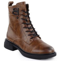 Skórzane botki damskie workery brązowe Filippo DBT7361. Brązowe botki Filippo, bez wzorów, ze skóry, bez obcasa, bez zapięcia. Za 160.00 zł.