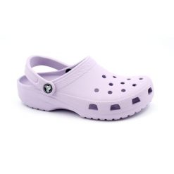 Sandały Kobieta Crocs Classic fioletowy. Fioletowe sandały Crocs, bez wzorów, z materiału, eleganckie, bez obcasa, bez zapięcia. Za 283.00 zł.