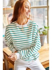 Olalook Bluza w kolorze biało-zielonym rozmiar: L. Białe bluzy Olalook, l, bez wzorów, bez kaptura. Za 48.50 zł.