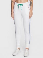 United Colors Of Benetton Spodnie dresowe 3J68P0472 Biały Regular Fit. Białe spodnie dresowe United Colors Of Benetton, bez wzorów, z bawełny. Za 99.99 zł.