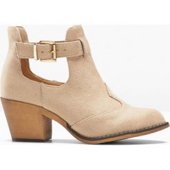 Botki kowbojki. Botki bonprix, bez wzorów, bez obcasa, bez zapięcia. Za 139.99 zł.