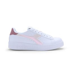 Trampki damskie DIADORA STEP P GLITTER RAINBOW. Białe trampki Diadora, bez wzorów, bez zapięcia. Za 139.99 zł.