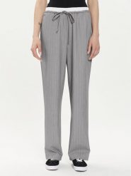 ONLY Spodnie materiałowe Tille 15339242 Szary Straight Fit. Szare spodnie materiałowe ONLY, bez wzorów, z materiału. Za 99.99 zł.