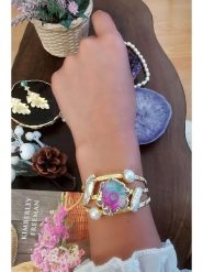 Pierres delicates Pozłacana bransoletka z masą perłową i kwarcem rozmiar: onesize. Białe bransoletki Pierres delicates, z kwarcem, pozłacane. Za 104.89 zł.