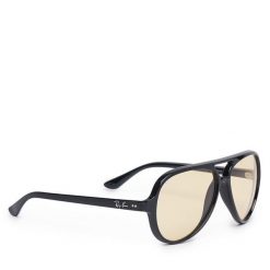 Okulary przeciwsłoneczne Ray-Ban. Czarne okulary przeciwsłoneczne Ray-Ban, bez wzorów. Za 724.99 zł.