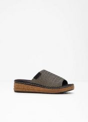 Klapki Rieker na koturnie. Czarne klapki bonprix, z aplikacjami, bez obcasa, na koturnie, bez zapięcia. Za 249.99 zł.