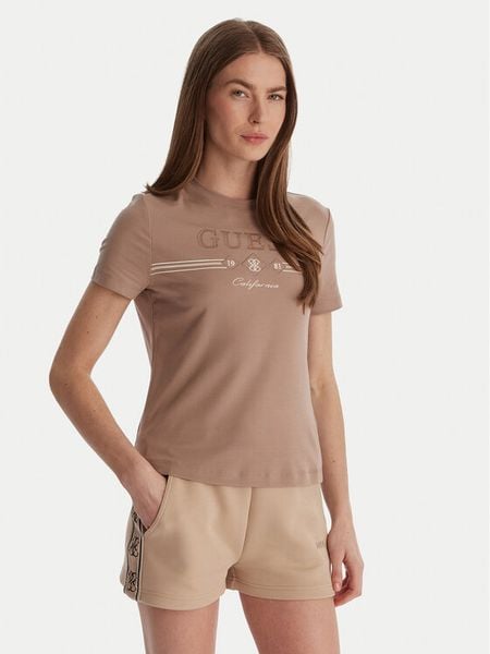 Guess T-Shirt V6GI06 K2967 Beżowy Regular Fit. Brązowe t-shirty Guess, xs, z aplikacjami, z lyocellu, bez kołnierzyka, bez ramiączek. Za 136.99 zł.