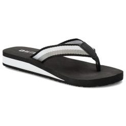 Czarne Japonki Big Star Wygodne Buty Damskie. Czarne japonki BIG STAR, z aplikacjami, z tworzywa sztucznego, retro. Za 79.99 zł.