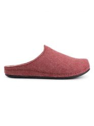 TRAVELIN' Kapcie "Come Home" w kolorze czerwonym rozmiar: 38. Czerwone kapcie Travelin', bez wzorów, z materiału. Za 159.95 zł.