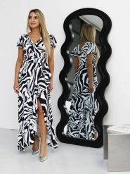 Sukienka Model Soe Zebra - Jersa. Sukienki Jersa, l, bez wzorów, z elastanu, eleganckie, bez kołnierzyka, plus size, bez ramiączek. Za 668.78 zł.