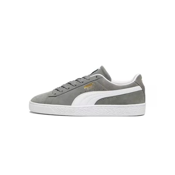 Buty sportowe Puma Suede Classic. Białe buty sportowe lifestyle Puma, bez wzorów, z zamszu, bez zapięcia, trekkingowe, puma suede. Za 345.43 zł.