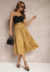Złota Plisowana Spódnica Rozkloszowana z Paskiem z Satyny i Klamerką Abellema. Żółte spódnice Renee, m, bez wzorów, z satyny, eleganckie, midi, koszulowe. W wyprzedaży za 39.99 zł.