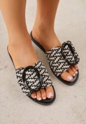 Czarne Klapki Ozdobione Plecionką Wstawką i Klamrą Isirreia. Czarne klapki Born2be, bez wzorów, z jeansu, biznesowe, bez obcasa, na płaskiej podeszwie, bez zapięcia. Za 69.99 zł.