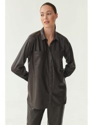 TATUUM Koszula w kolorze czarnym rozmiar: M. Czarne koszule Tatuum, m, bez wzorów, ze skóry, bez kołnierzyka, bez ramiączek. Za 175.95 zł.