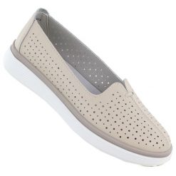 Skórzane półbuty damskie slip on ażurowe komfortowe Evento 8474. Półbuty wsuwane eVento, w ażurowe wzory, ze skóry, bez obcasa. Za 129.99 zł.