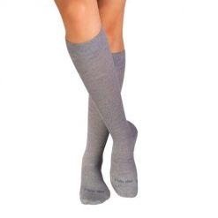 Szare, wełniane skarpetki kompresyjne 3/4 z wełny merynosów. Szare skarpetki OEM, bez wzorów, z wełny. W wyprzedaży za 92.32 zł.