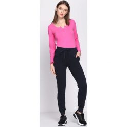 Granatowe Spodnie Dresowe Occasion. Spodnie dresowe marki bonprix. Za 49.99 zł.