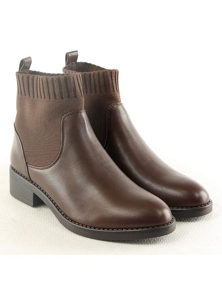 C'M Sztyblety w kolorze brązowym rozmiar: 38. Brązowe botki C'M, bez wzorów, sportowe, bez zapięcia. Za 127.05 zł.