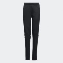 Spodnie piłkarskie ADIDAS Squadra 25 treningowe. Spodnie dresowe adidas, bez wzorów, z dresówki. Za 199.99 zł.