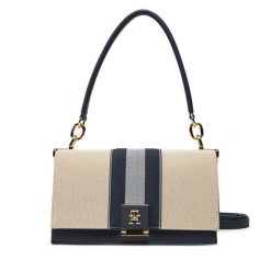 Torebka Tommy Hilfiger. Niebieskie torebki klasyczne Tommy Hilfiger, bez wzorów, klasyczne, bez dodatków. Za 599.99 zł.