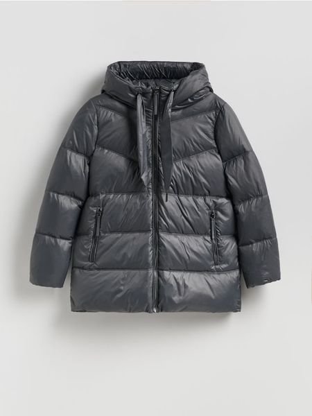 Puchowa kurtka z kapturem - ciemnoszary. Szare kurtki Reserved, l, bez wzorów, z puchu, z kapturem. Za 459.99 zł.