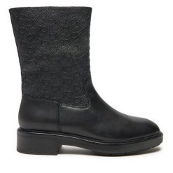 Botki Calvin Klein. Czarne botki Calvin Klein, bez wzorów, bez obcasa, na płaskiej podeszwie, bez zapięcia. Za 399.99 zł.
