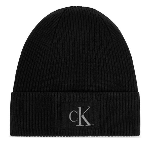 Czapka Calvin Klein. Czarne czapki zimowe Calvin Klein, bez wzorów. Za 169.99 zł.