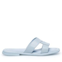 Klapki GINO ROSSI. Niebieskie klapki Gino Rossi, bez wzorów, bez obcasa, bez zapięcia. Za 124.99 zł.