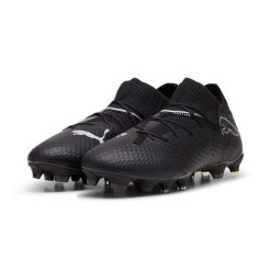 Buty piłkarskie unisex PUMA FUTURE 7 PRO FG/AG. Czarne buty treningowe Puma, bez wzorów, bez zapięcia, do piłki nożnej. Za 450.75 zł.