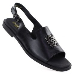 Skórzane sandały damskie płaskie czarne Potocki JE19453. Czarne sandały POTOCKI, bez wzorów, ze skóry, bez obcasa, na płaskiej podeszwie, bez zapięcia. Za 199.99 zł.