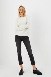 Spodnie jeansowe 7/8. Czarne jeansy MOODO, xs, bez wzorów, z bawełny. W wyprzedaży za 25.99 zł.