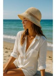 Lucky Bees Kapelusz przeciwsłoneczny w kolorze kremowym rozmiar: onesize. Brązowe kapelusze Lucky Bees, bez wzorów, z materiału. Za 73.99 zł.