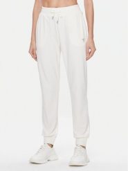 Guess Spodnie dresowe V3BB27 KBXI2 Écru Regular Fit. Spodnie dresowe Guess, z aplikacjami, z dresówki. Za 199.99 zł.