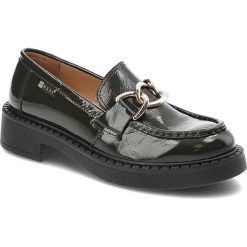 Zielone Mokasyny Nessi Eleganckie Skórzane Buty Damskie. Zielone mokasyny Nessi, bez wzorów, ze skóry. Za 339.00 zł.