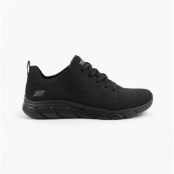 Buty damskie SKECHERS BOBS Sport lekkie czarne sportowe. Czarne buty treningowe Skechers, bez wzorów, bez zapięcia. Za 281.37 zł.