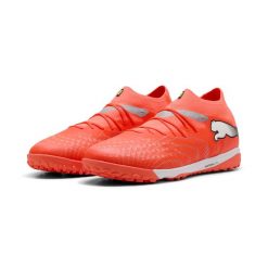 Buty piłkarskie unisex FUTURE 9 PRO Cage PUMA. Białe buty do biegania Puma, bez wzorów, bez zapięcia, do biegania. Za 559.00 zł.