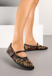 Czarne Balerinki z Siateczki Ozdobione Haftem Zapinane na Sprzączkę Danilea. Czarne baleriny Born2be, bez wzorów, bez obcasa, bez zapięcia. Za 79.99 zł.