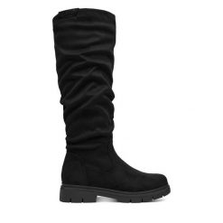 Kozaki Go Soft. Czarne kozaki GO SOFT, bez wzorów, bez obcasa, na płaskiej podeszwie, bez zapięcia. Za 249.99 zł.