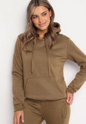 Ciemnozielona Bluza z Kapturem Kasseia. Zielone bluzy Born2be, l, bez wzorów, z dzianiny, casualowe, bez ramiączek, z kapturem. W wyprzedaży za 46.74 zł.