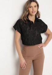Czarna Koszula z Krótkim Rękawem i Kwiatowym Wzorem Froena. Czarne koszule Born2be, m, bez wzorów, z jeansu, biznesowe, bez kołnierzyka, bez ramiączek. Za 89.99 zł.