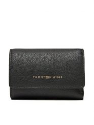 Tommy Hilfiger Portfel damski Logotape Trifold AW0AW17477 Czarny. Czarne portfele Tommy Hilfiger, bez wzorów, ze skóry. Za 259.99 zł.