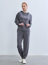 BGN Spodnie w kolorze szarym rozmiar: 40. Szare spodnie materiałowe BGN, bez wzorów, z materiału. Za 108.99 zł.