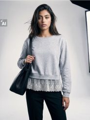 Dresowa bluza z koronkowym dołem - szary. Szare bluzy Sinsay, l, bez wzorów, z dresówki, bez kaptura. Za 59.99 zł.