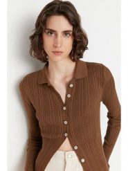 Trendyol Kardigan w kolorze jasnobrązowym rozmiar: M. Brązowe swetry Trendyol, m, bez wzorów, prążkowane, bez ramiączek. Za 60.99 zł.