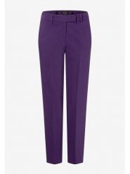 More & More Spodnie w kolorze fioletowym rozmiar: 46. Różowe spodnie materiałowe More & More, bez wzorów, z materiału. Za 132.05 zł.