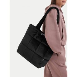 Torebka Reebok. Czarne shopper bag Reebok, bez wzorów, bez dodatków. Za 149.99 zł.