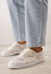 Beżowe Tenisówki Ozdobione Koronką Tarinela. Brązowe trampki Born2be, z aplikacjami, z jeansu, bez zapięcia. Za 49.99 zł.