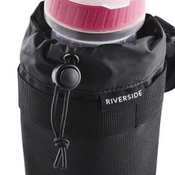 Tekstylny uchwyt na bidon na kierownicę. Czarne torebki klasyczne RIVERSIDE, bez wzorów, z materiału, sportowe, bez dodatków. Za 34.99 zł.